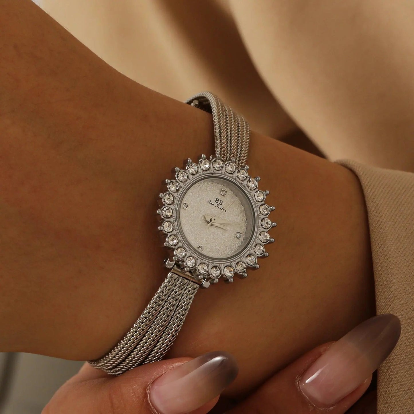 Maria - Cartice™LuxuryJewelryGoldSilverWatchBraceletNecklaceChainIced-outCubanMoissaniteTarnish-freeStainlessDurablePremiumShinePlatedStatementDiamondAffordable