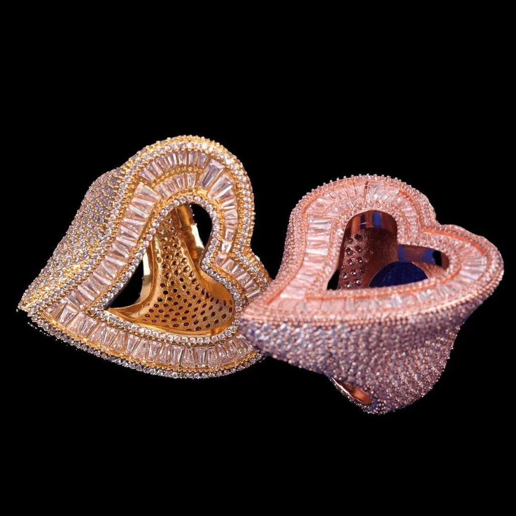 Open Heart Iced Out Ring - Cartice™LuxuryJewelryGoldSilverWatchBraceletNecklaceChainIced-outCubanMoissaniteTarnish-freeStainlessDurablePremiumShinePlatedStatementDiamondAffordable
