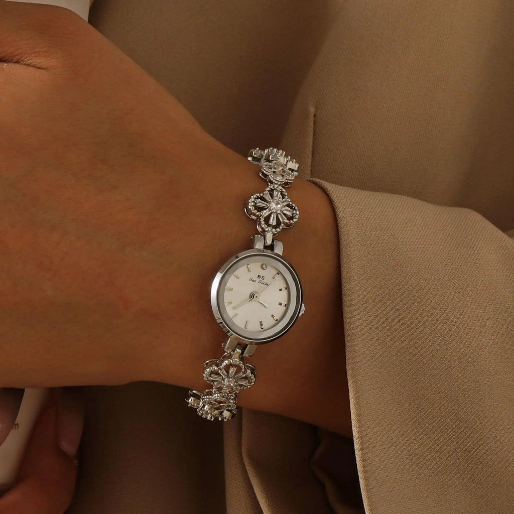 Clovana - Cartice™LuxuryJewelryGoldSilverWatchBraceletNecklaceChainIced-outCubanMoissaniteTarnish-freeStainlessDurablePremiumShinePlatedStatementDiamondAffordable