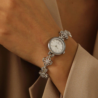 Clovana - Cartice™LuxuryJewelryGoldSilverWatchBraceletNecklaceChainIced-outCubanMoissaniteTarnish-freeStainlessDurablePremiumShinePlatedStatementDiamondAffordable