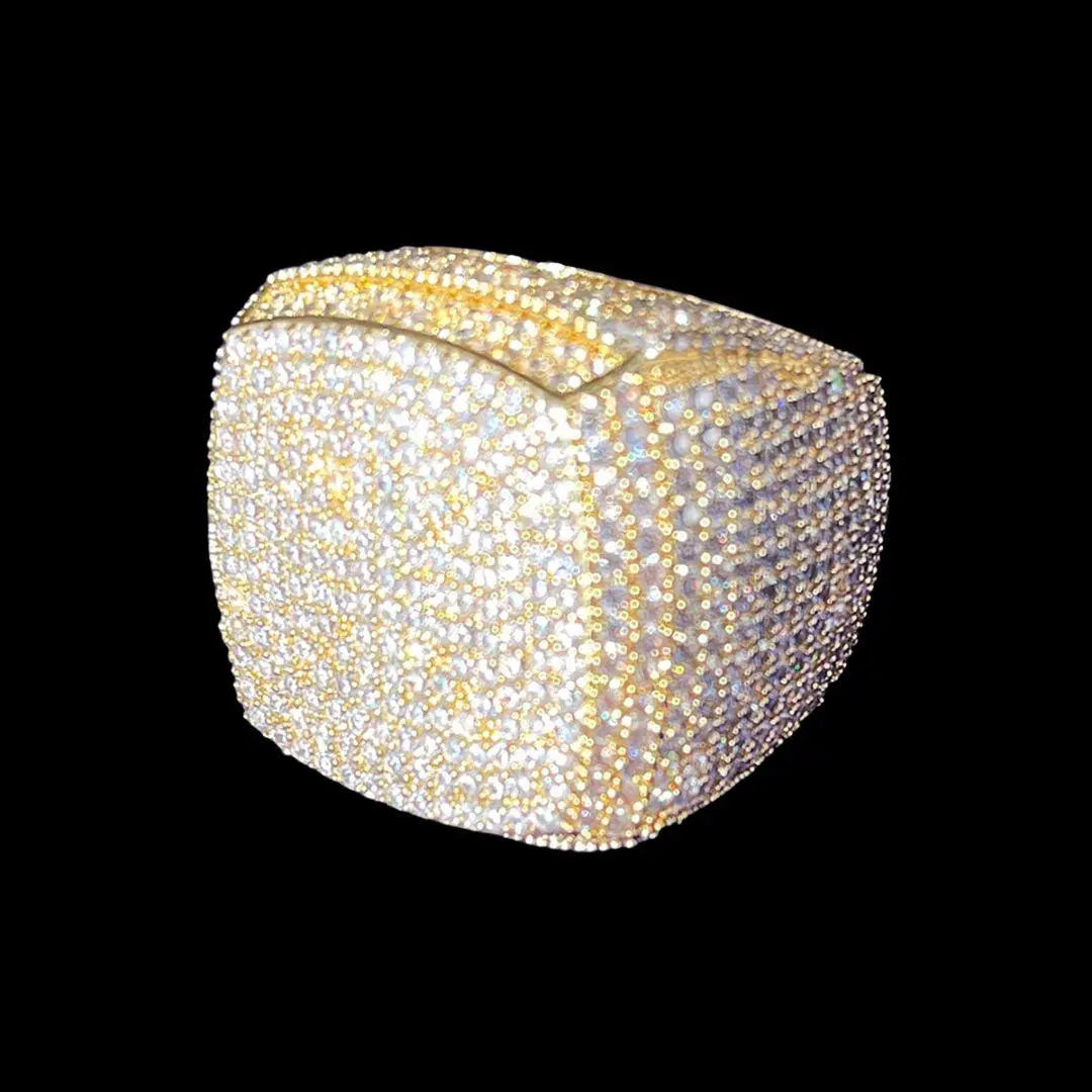 Frost Iced Out Ring - Cartice™LuxuryJewelryGoldSilverWatchBraceletNecklaceChainIced-outCubanMoissaniteTarnish-freeStainlessDurablePremiumShinePlatedStatementDiamondAffordable