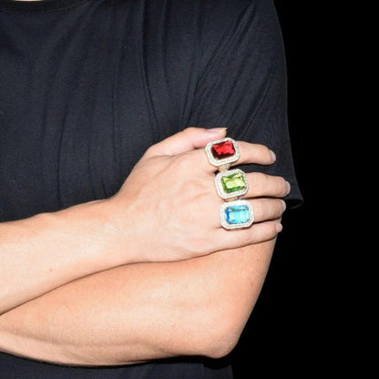 Emerald Stones Iced Out Ring - Cartice™LuxuryJewelryGoldSilverWatchBraceletNecklaceChainIced-outCubanMoissaniteTarnish-freeStainlessDurablePremiumShinePlatedStatementDiamondAffordable