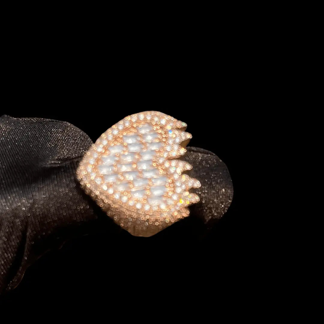 Flamy Heart Iced Out Ring - Cartice™LuxuryJewelryGoldSilverWatchBraceletNecklaceChainIced-outCubanMoissaniteTarnish-freeStainlessDurablePremiumShinePlatedStatementDiamondAffordable