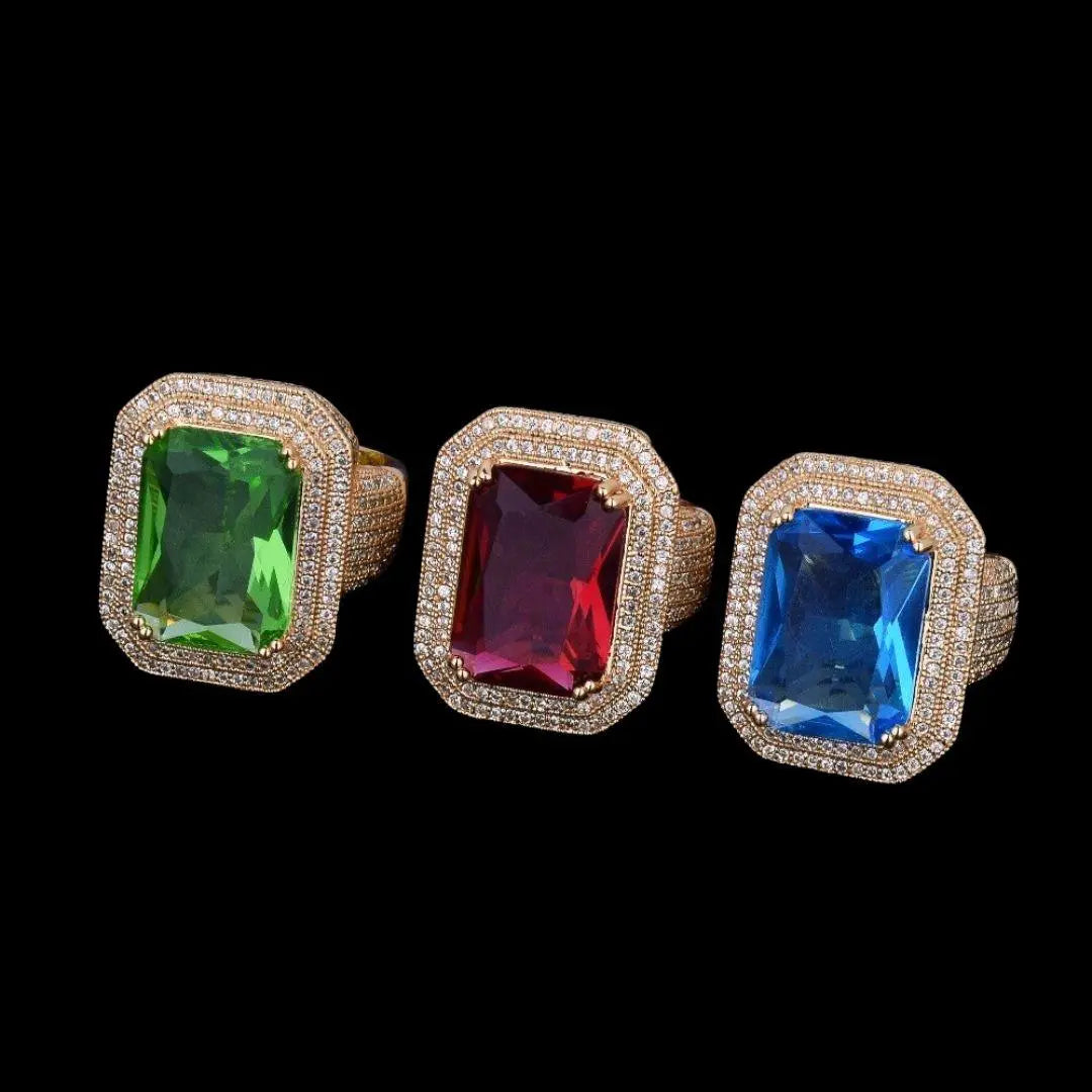 Emerald Stones Iced Out Ring - Cartice™LuxuryJewelryGoldSilverWatchBraceletNecklaceChainIced-outCubanMoissaniteTarnish-freeStainlessDurablePremiumShinePlatedStatementDiamondAffordable