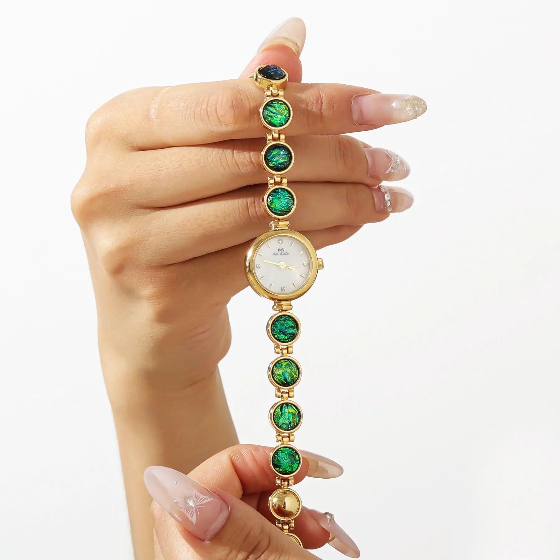 Emira - Cartice™LuxuryJewelryGoldSilverWatchBraceletNecklaceChainIced-outCubanMoissaniteTarnish-freeStainlessDurablePremiumShinePlatedStatementDiamondAffordable
