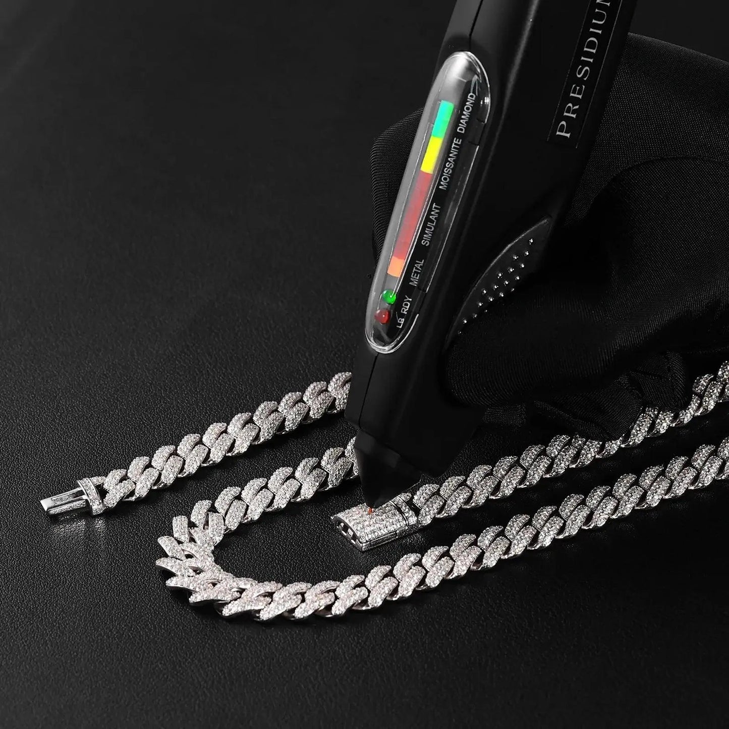 DIAMOND PRONG CUBAN CHAIN 14MM - White Gold - Cartice™LuxuryJewelryGoldSilverWatchBraceletNecklaceChainIced-outCubanMoissaniteTarnish-freeStainlessDurablePremiumShinePlatedStatementDiamondAffordable